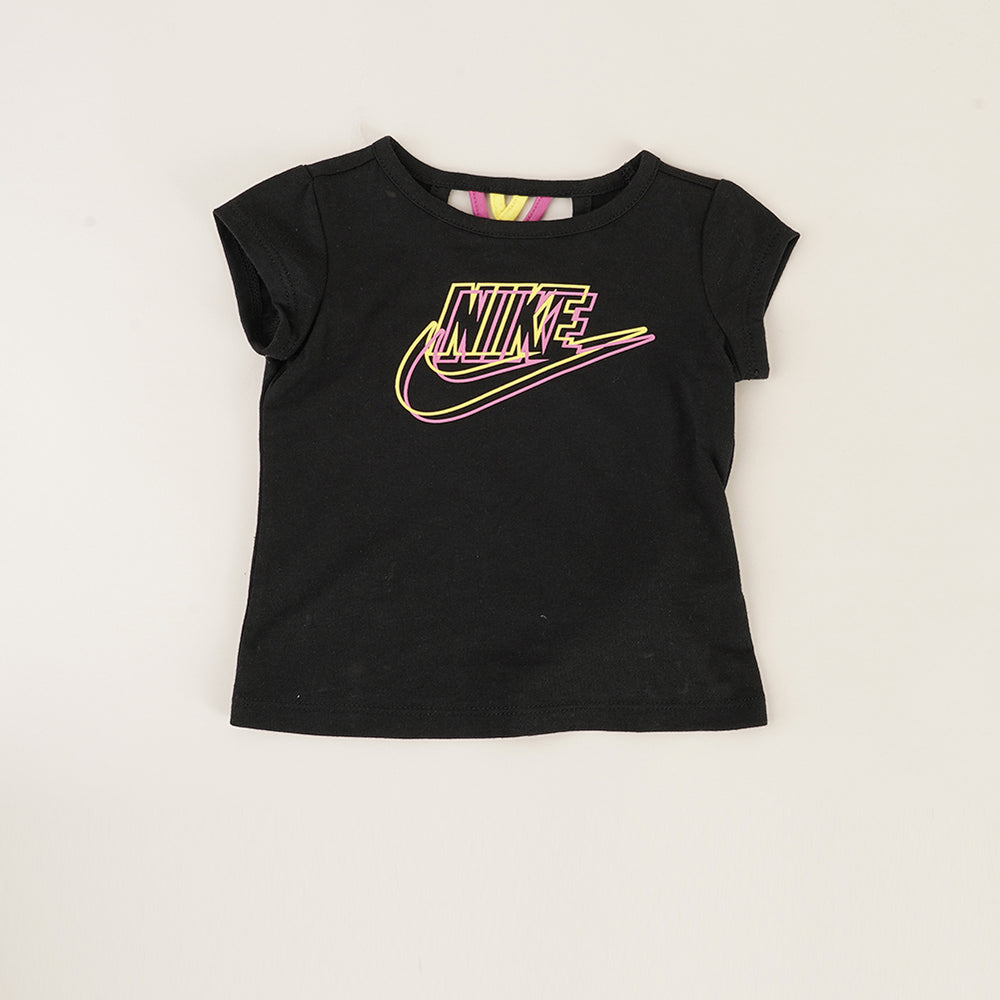 
                  
                    NIKE 2 PIECE SET
                  
                