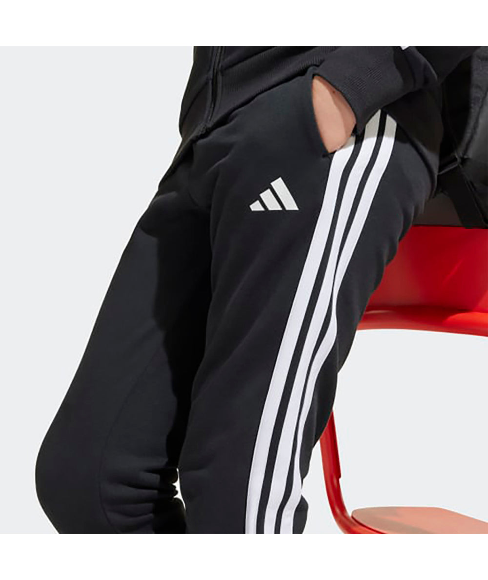 
                  
                    ADIDAS TUTA COMPLETA
                  
                