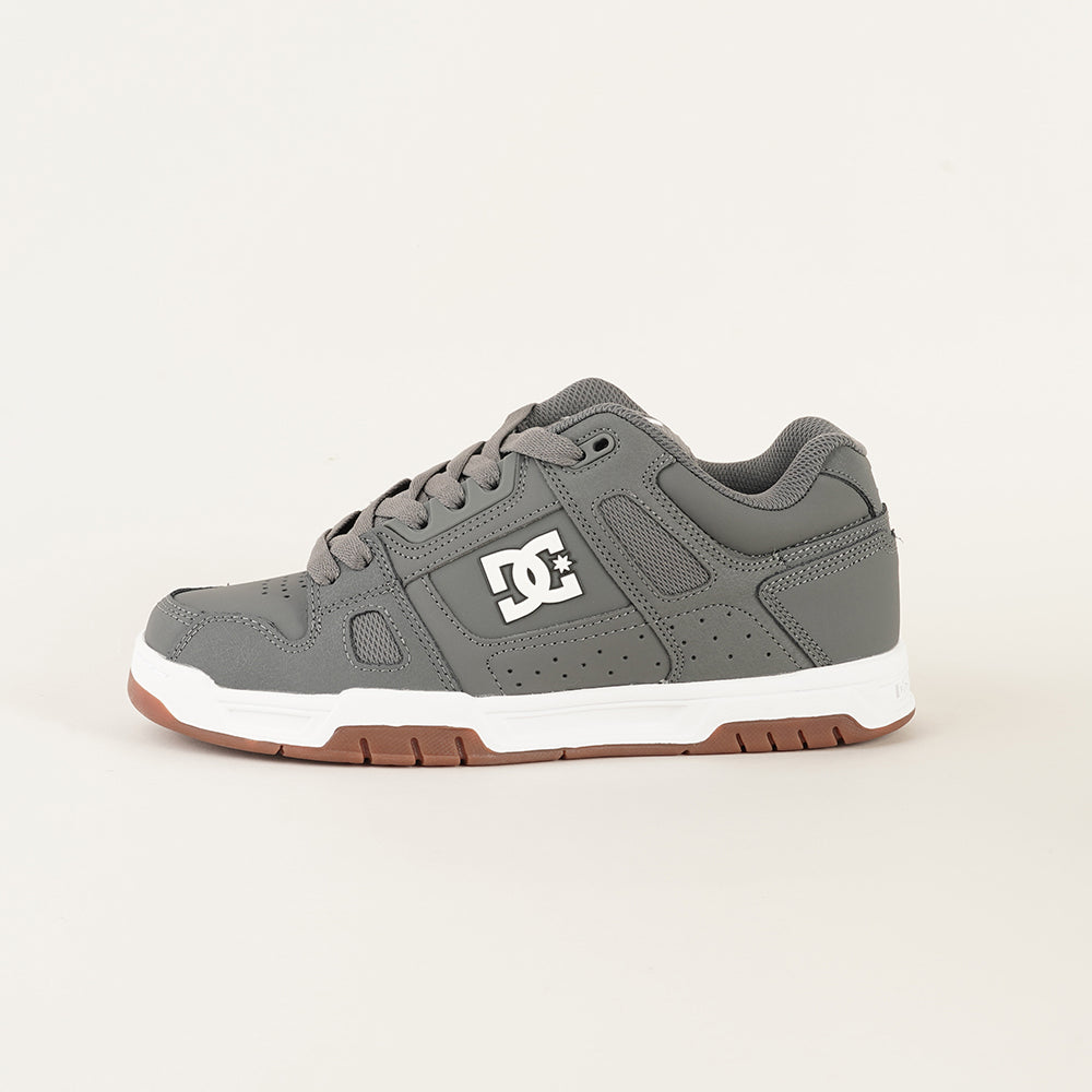 
                  
                    DCSHOECOUSA COURT GRAFFIK
                  
                