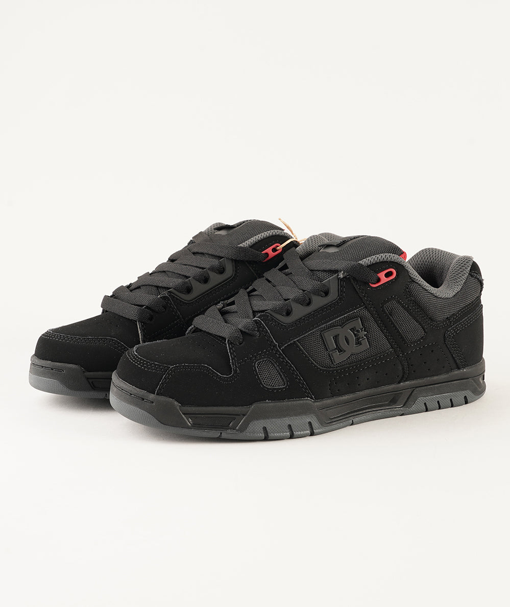 
                  
                    DCSHOECOUSA COURT GRAFFIK
                  
                