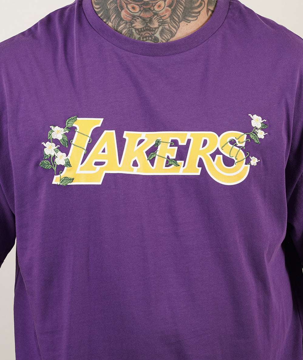 
                  
                    NEW ERA NBA FLORAL GRAPHIC
                  
                