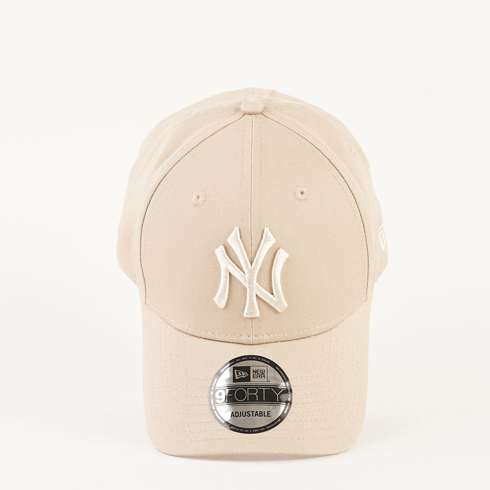 
                  
                    NEW ERA LEAGUE ESSENTIAL
                  
                