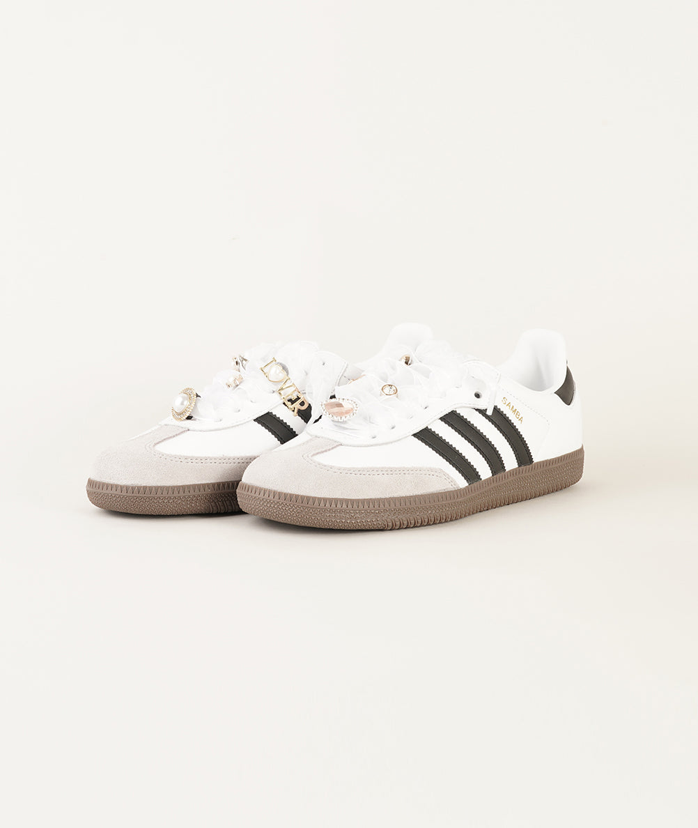 
                  
                    ADIDAS SAMBA
                  
                