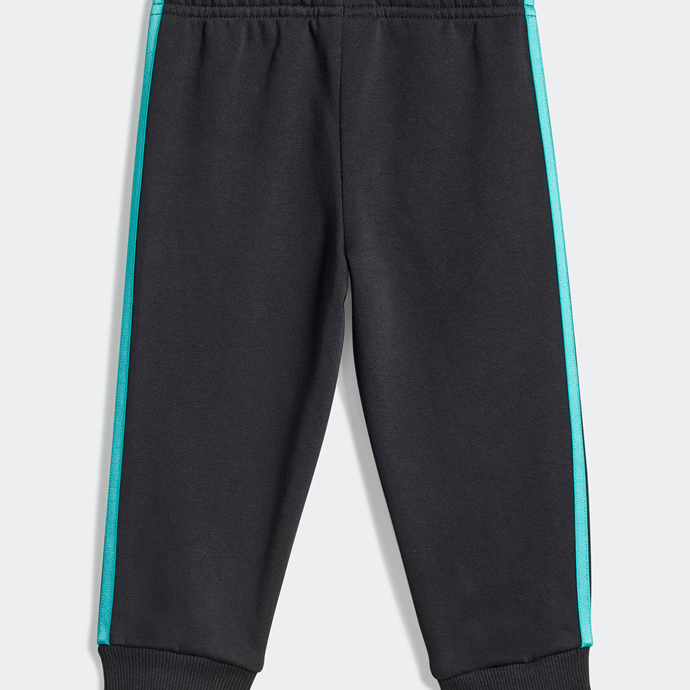 
                  
                    ADIDAS COMPLETO MERCEDES
                  
                