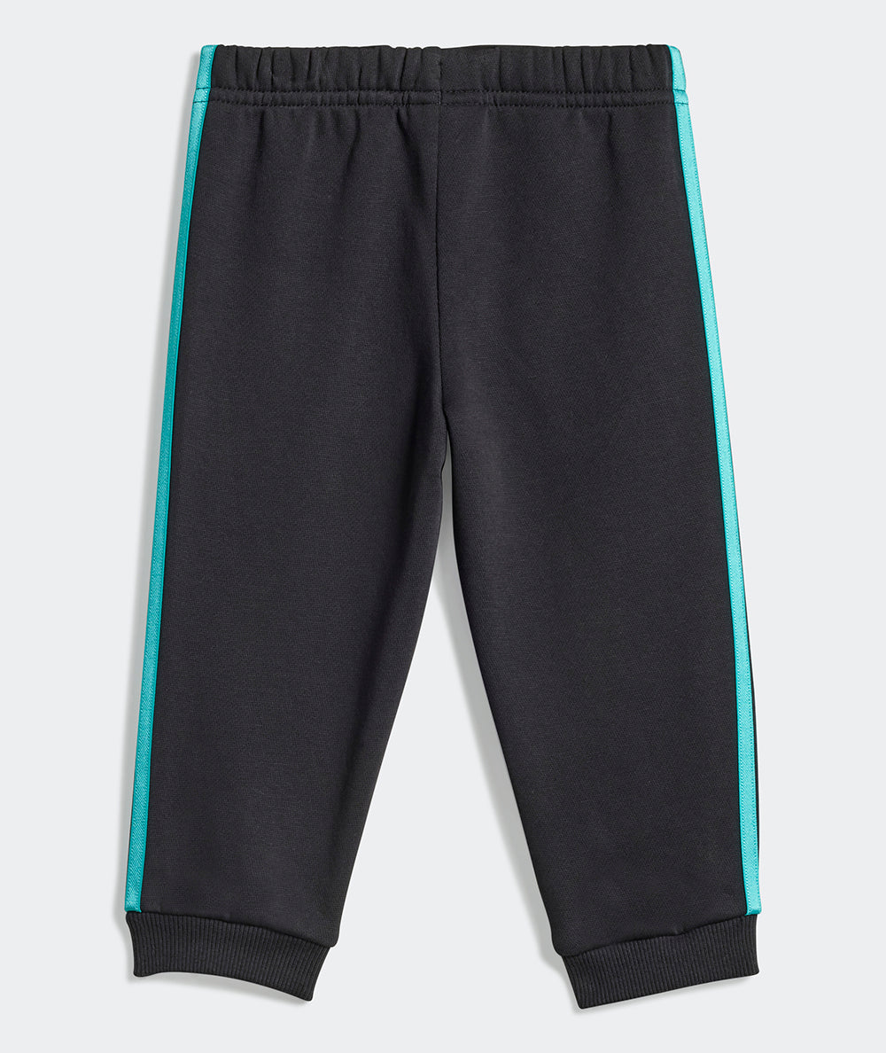 
                  
                    ADIDAS COMPLETO MERCEDES
                  
                
