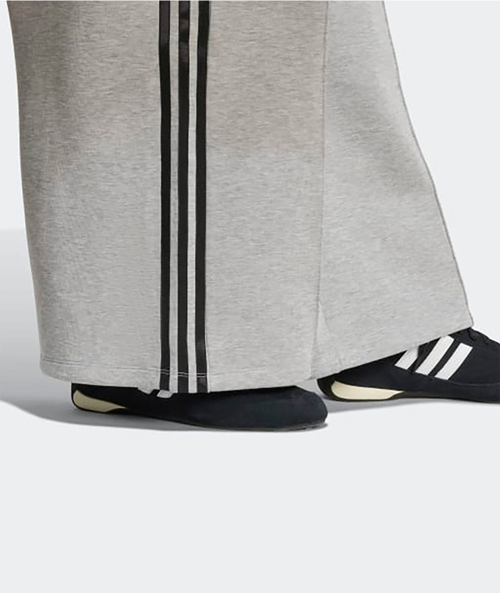 
                  
                    ADIDAS ADICOLOR SPACER 3-STRIPES
                  
                