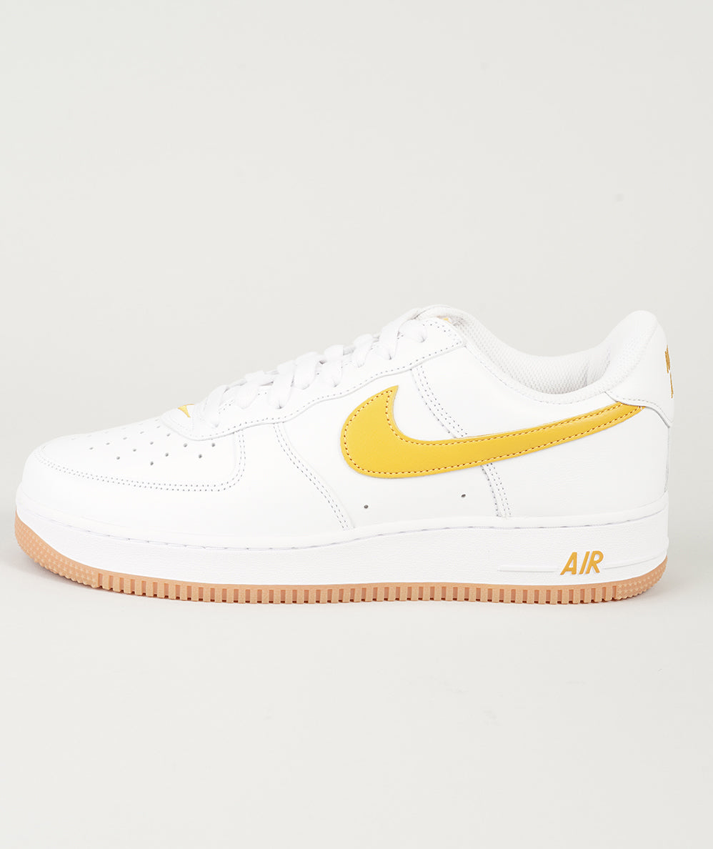 
                  
                    NIKE AIR FORCE 1
                  
                