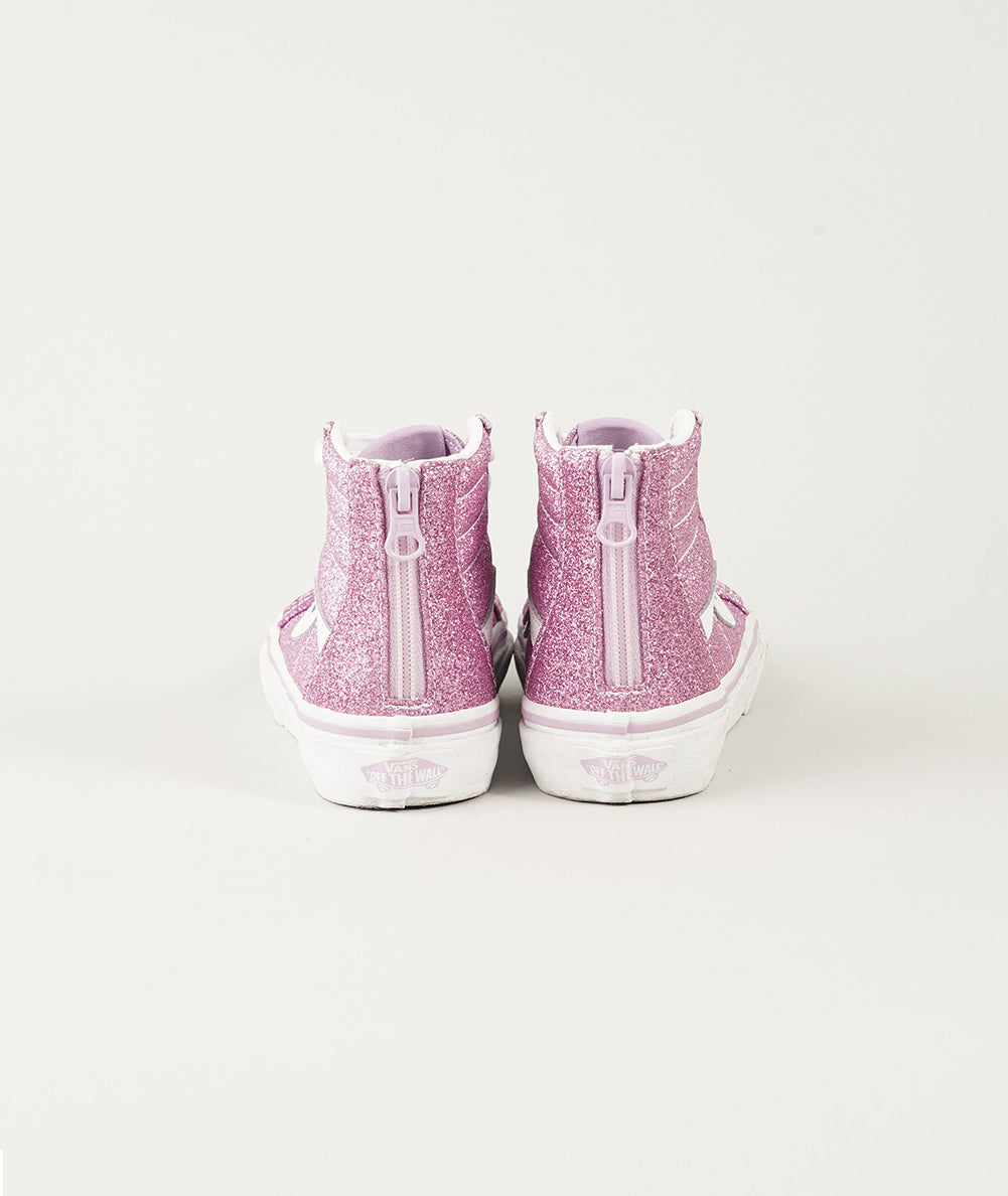 
                  
                    VANS SK8-HI
                  
                