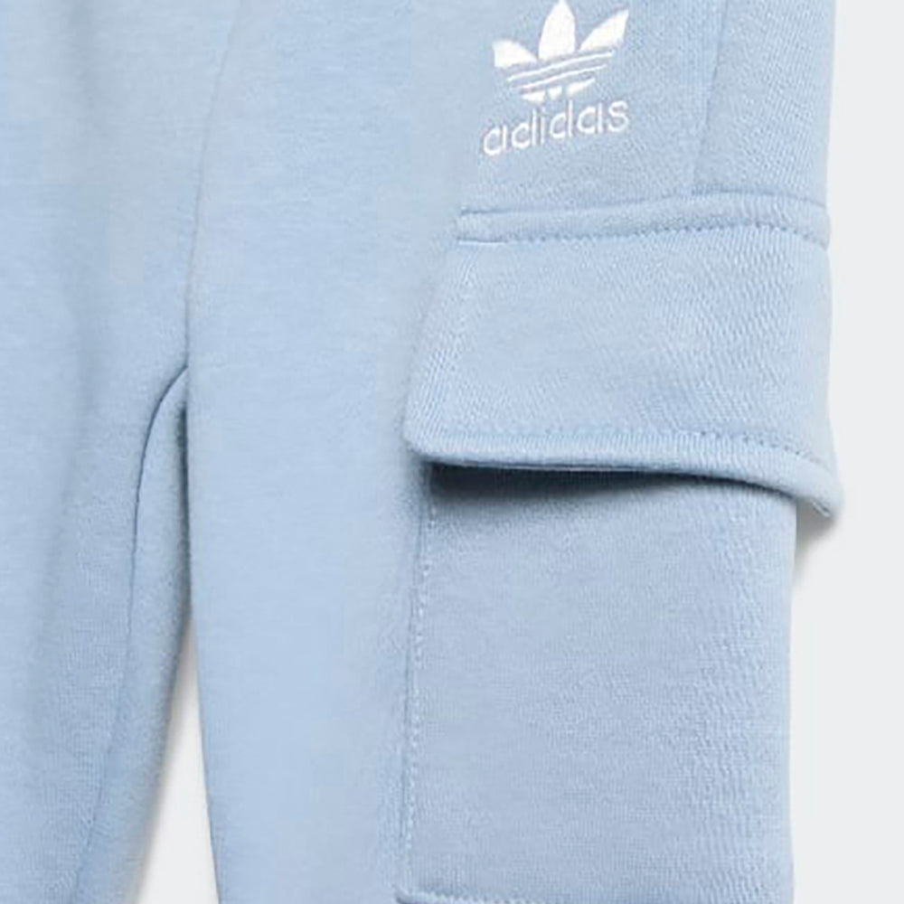 
                  
                    ADIDAS HOODIE SET
                  
                