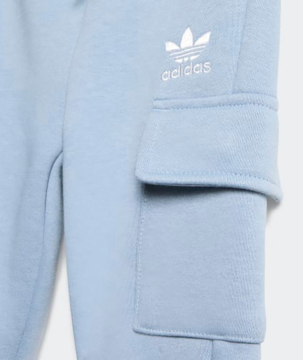 
                  
                    ADIDAS HOODIE SET
                  
                