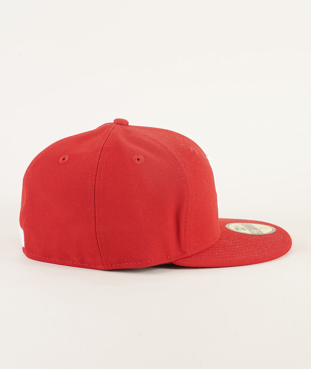 
                  
                    NEW ERA MLB BASIC NEYYAN
                  
                