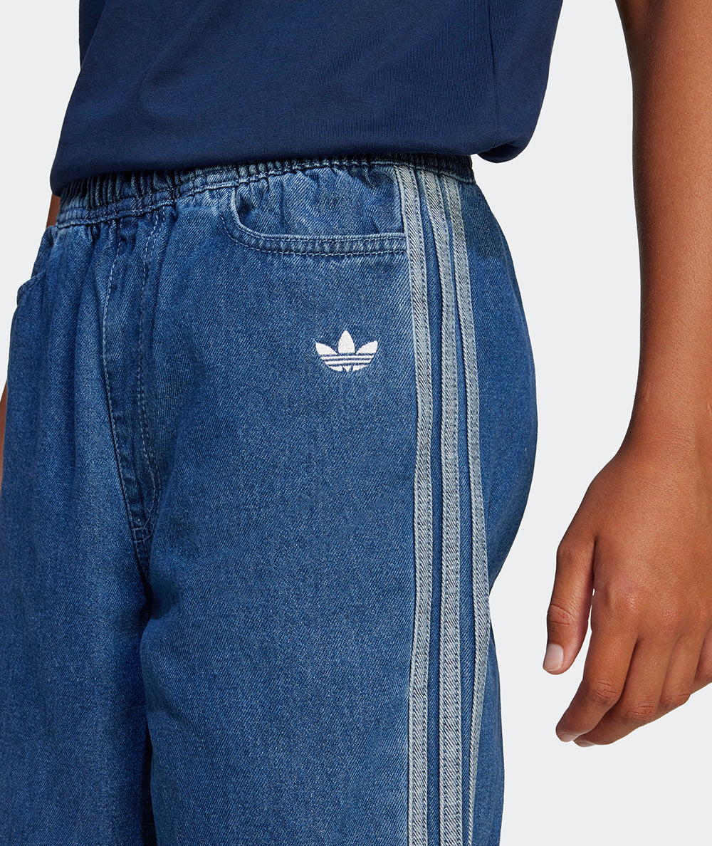 
                  
                    ADIDAS PANTS DENIM
                  
                