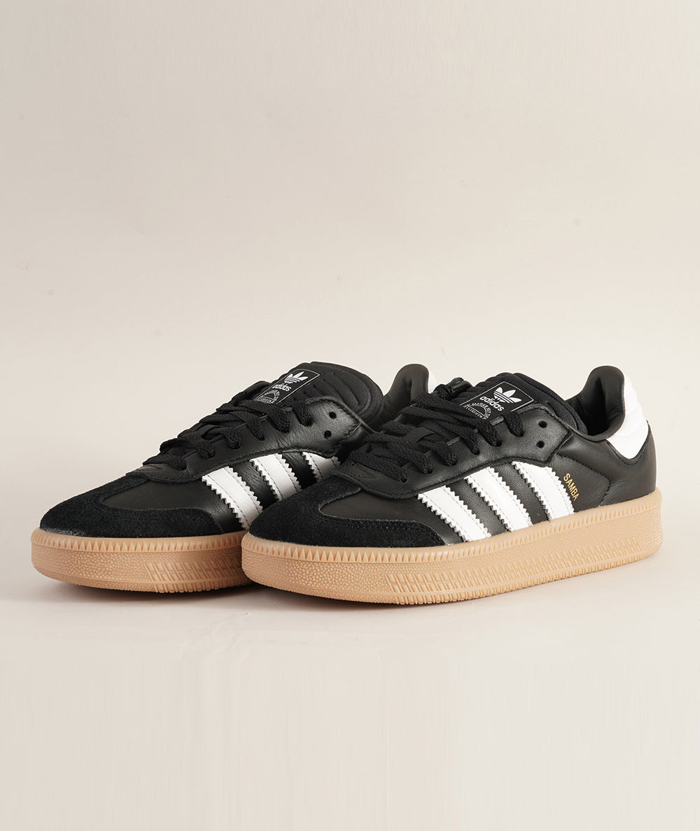 
                  
                    ADIDAS SAMBA XLG
                  
                