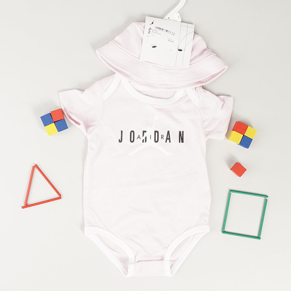 
                  
                    JORDAN Jumpman
                  
                