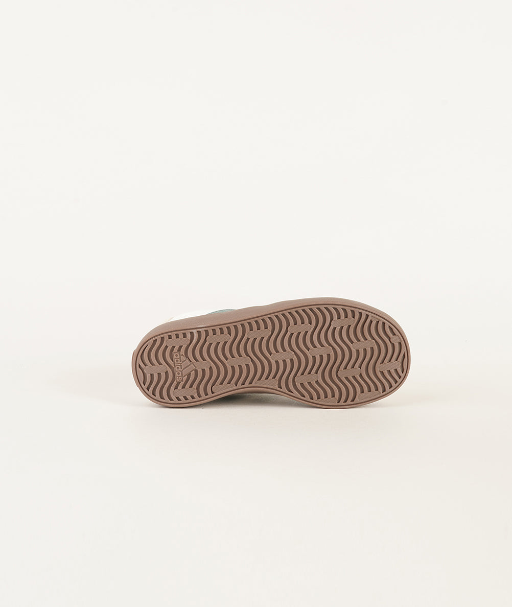 
                  
                    ADIDAS VL COURT
                  
                