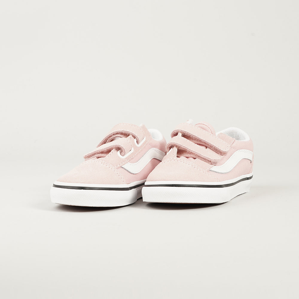 
                  
                    VANS OLD SKOOL
                  
                