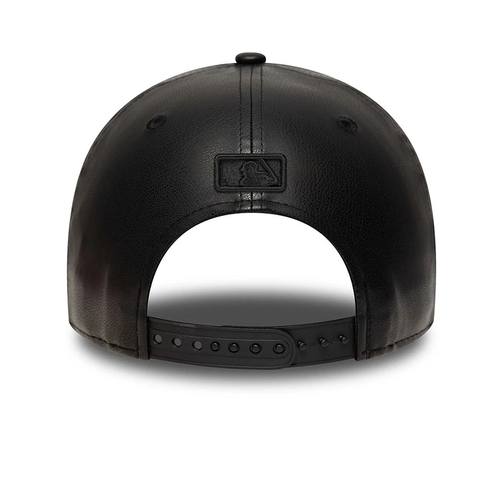 
                  
                    NEW ERA PU 9FORTY
                  
                