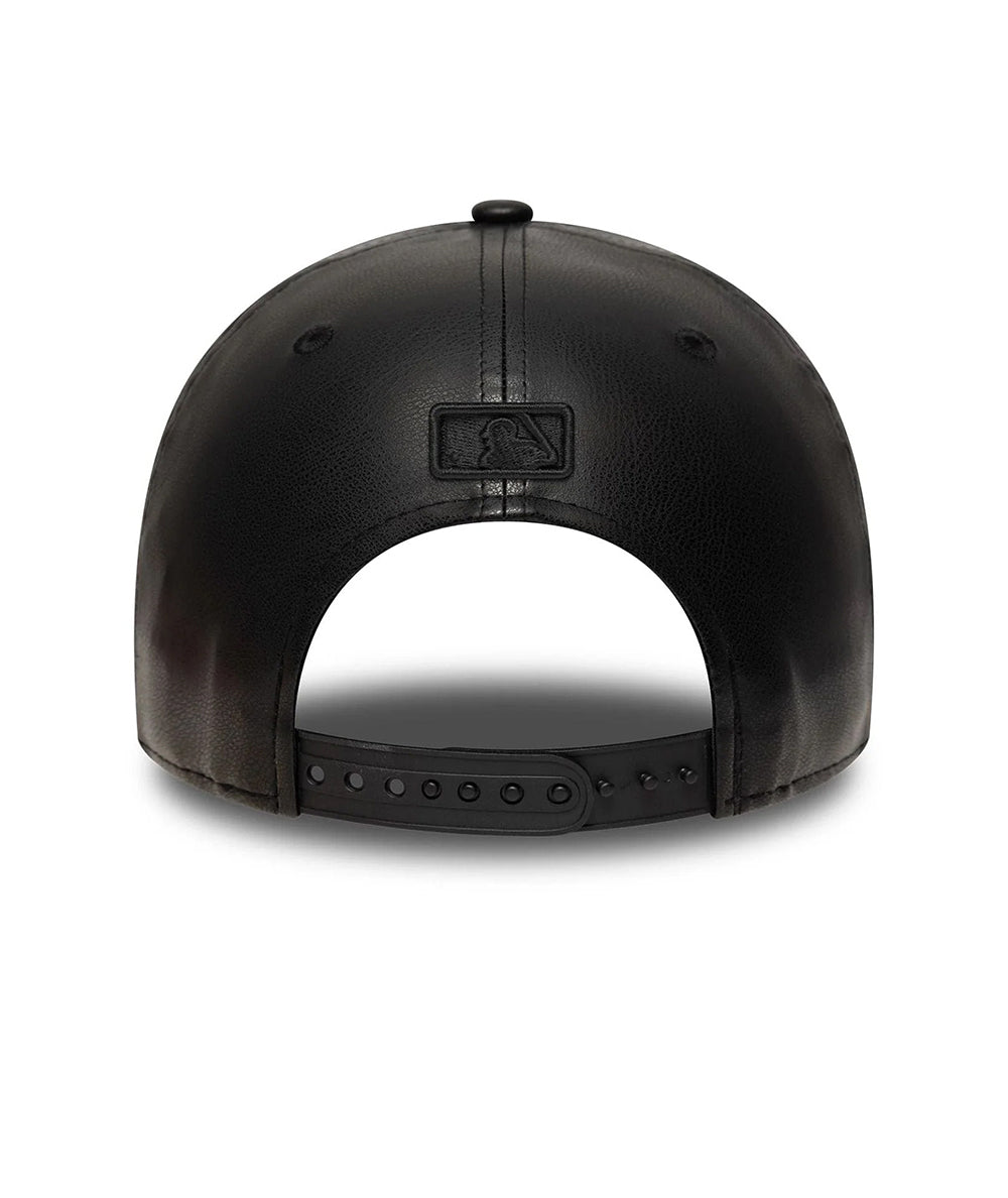 
                  
                    NEW ERA PU 9FORTY
                  
                