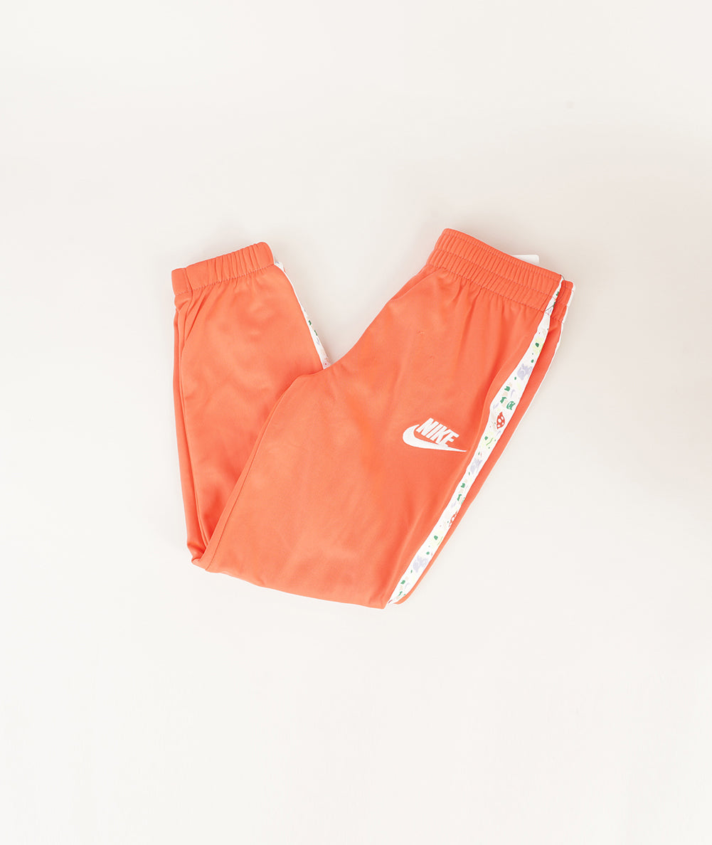 
                  
                    NIKE FOREST FORAGERS
                  
                