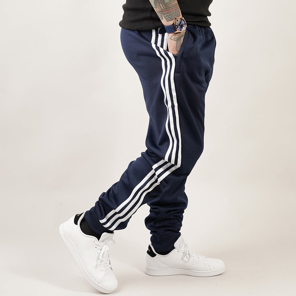 
                  
                    ADIDAS ADICOLOR CLASSICS
                  
                