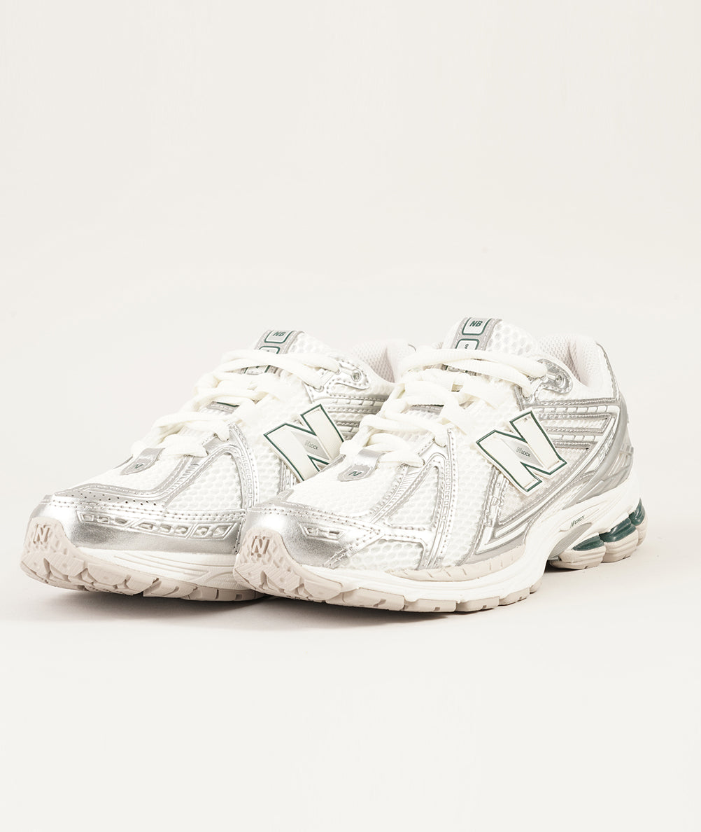 
                  
                    NEW BALANCE NEW BALANCE 1906
                  
                