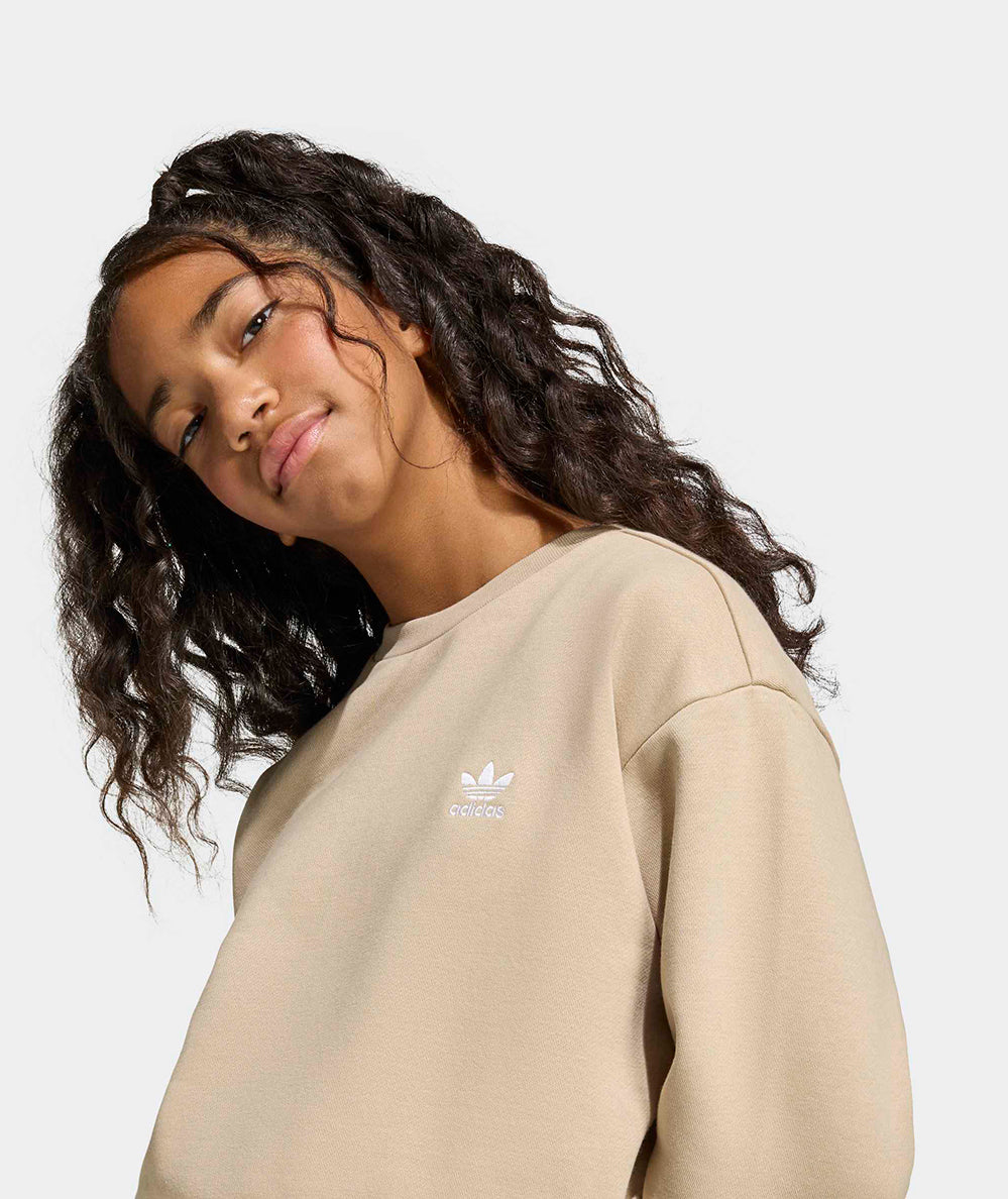 
                  
                    ADIDAS FELPA BOXY CREW
                  
                