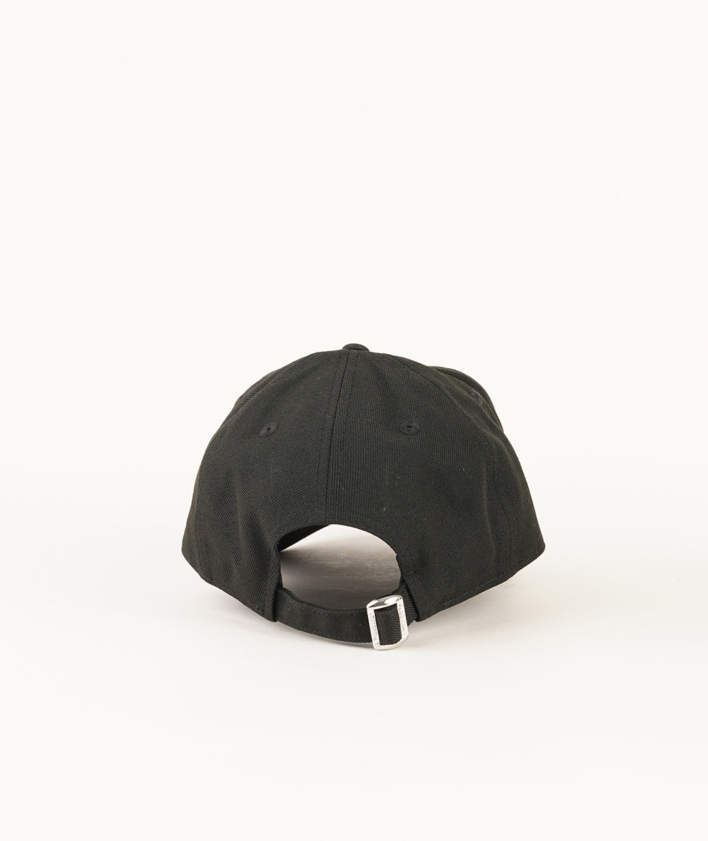 
                  
                    NEW ERA POP OUTLINE
                  
                