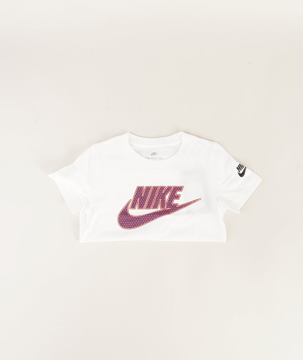
                  
                    NIKE T-SHIRT BASIC
                  
                