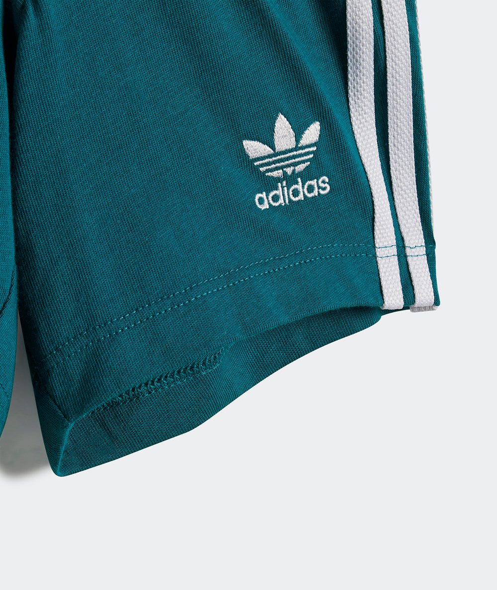 
                  
                    ADIDAS SHORT TEE SET
                  
                