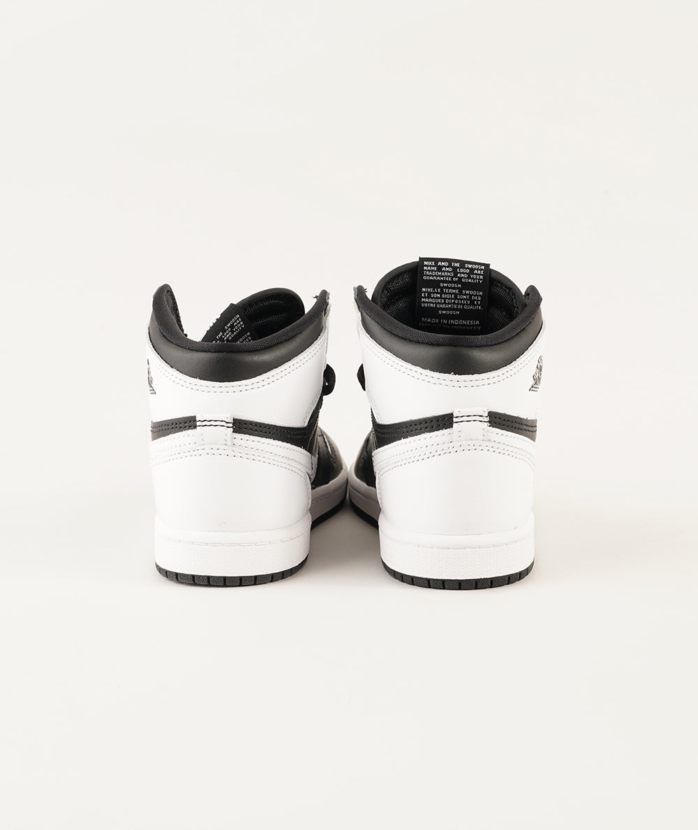 
                  
                    JORDAN JORDAM 1 RETRO HIGH OG
                  
                