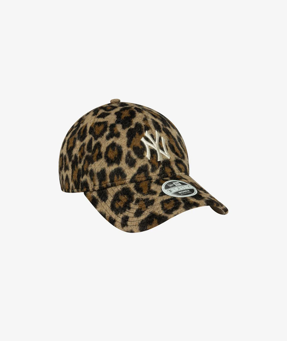 
                  
                    NEW ERA BERRETTO LEOPARD
                  
                