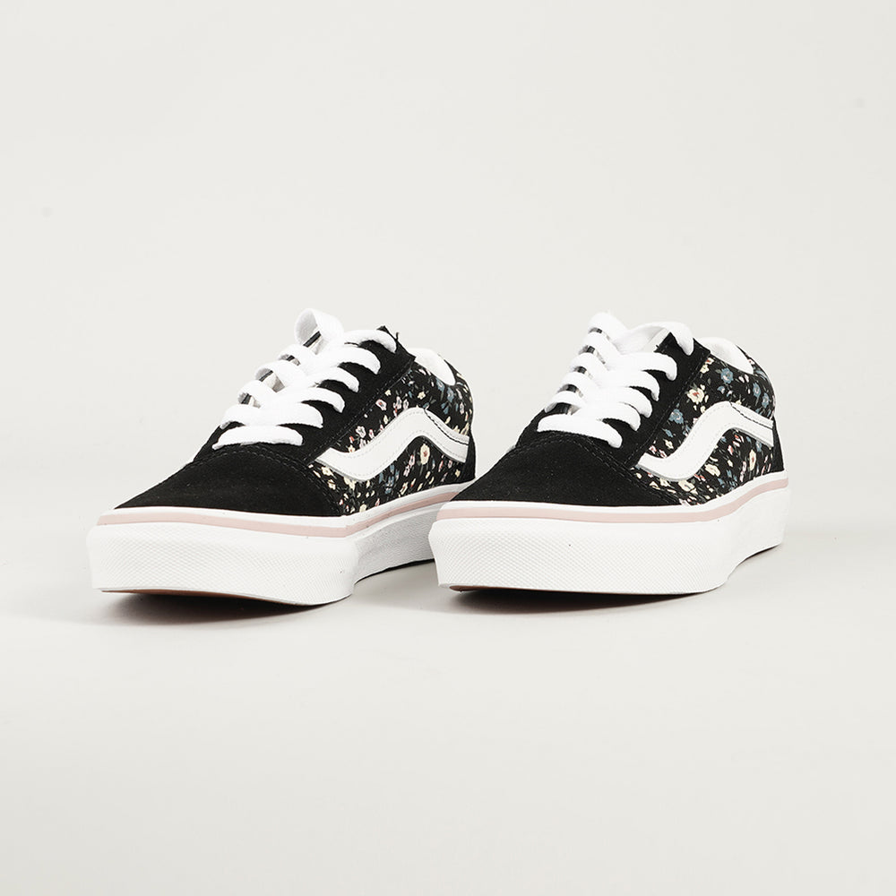 
                  
                    VANS OLD SKOOL
                  
                