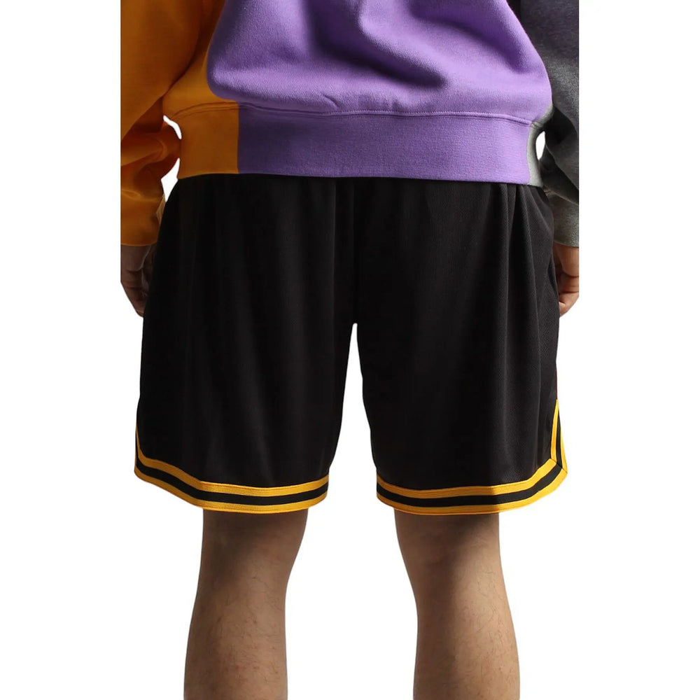 
                  
                    MITCHELL & NESS SHORT
                  
                