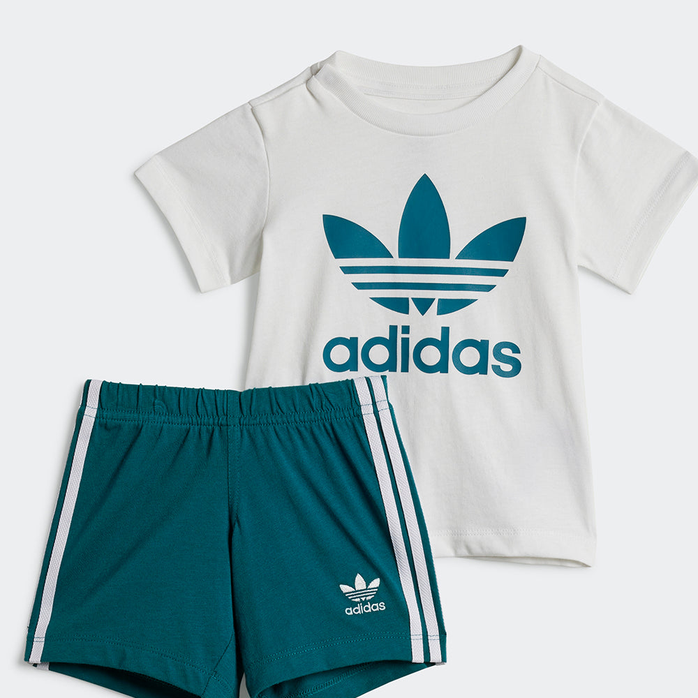 
                  
                    ADIDAS SHORT TEE SET
                  
                