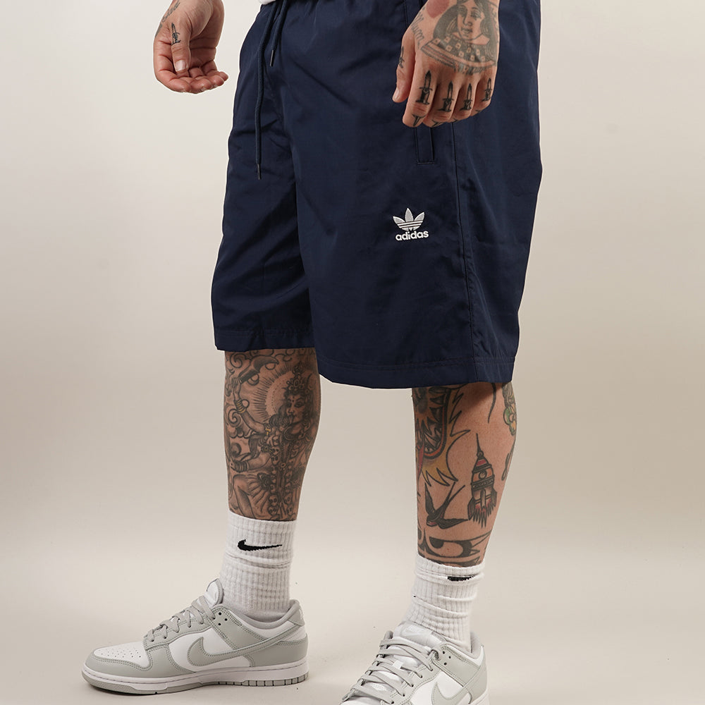 
                  
                    ADIDAS TRACE WOVEN
                  
                