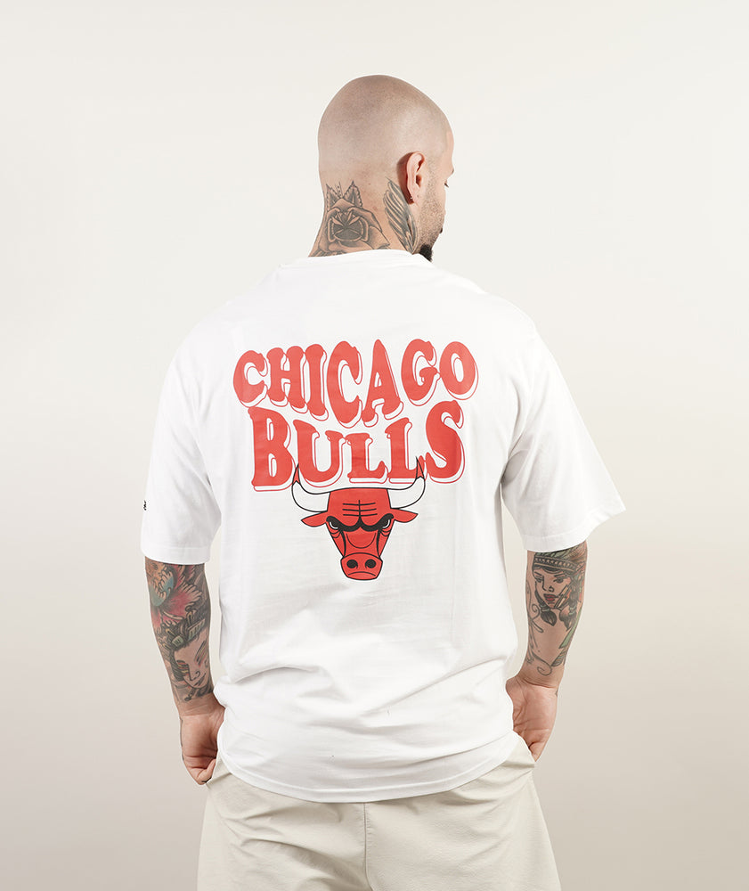 
                  
                    NEW ERA NBA SCRIPT OS TEE
                  
                