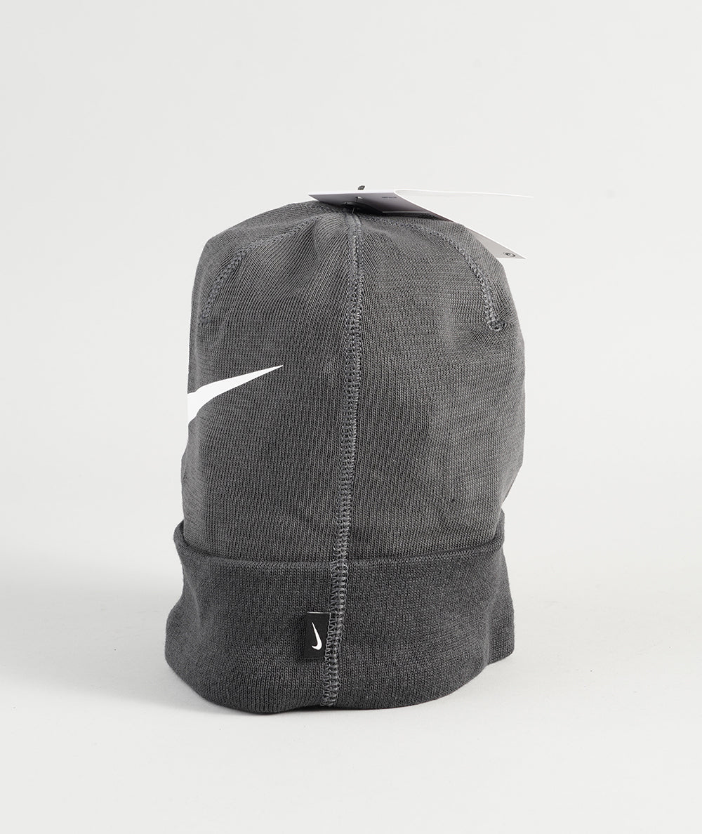 
                  
                    NIKE BANIE
                  
                