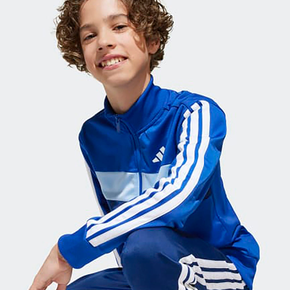 
                  
                    ADIDAS TUTA COMPLETA
                  
                