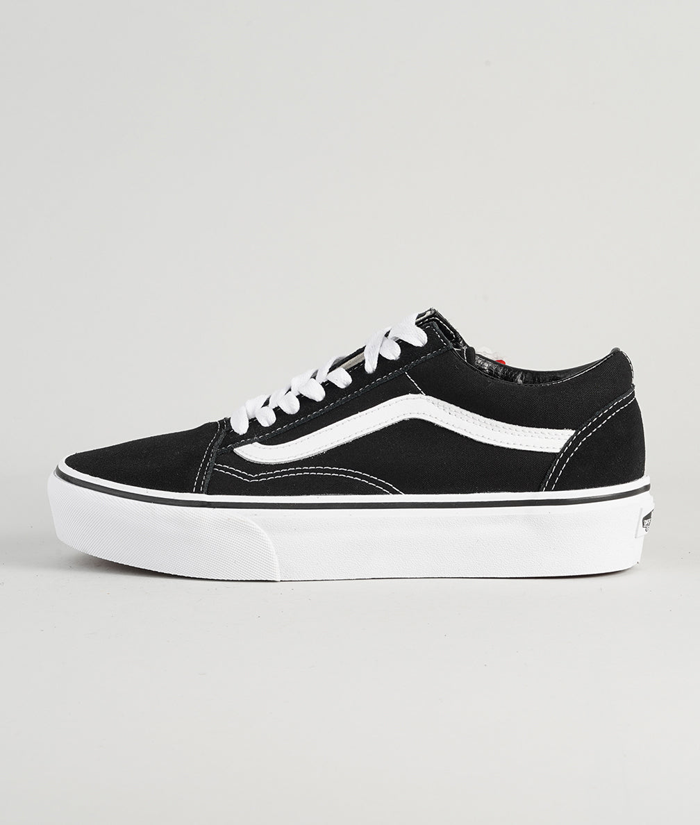 
                  
                    VANS OLD SKOOL PLATFORM
                  
                