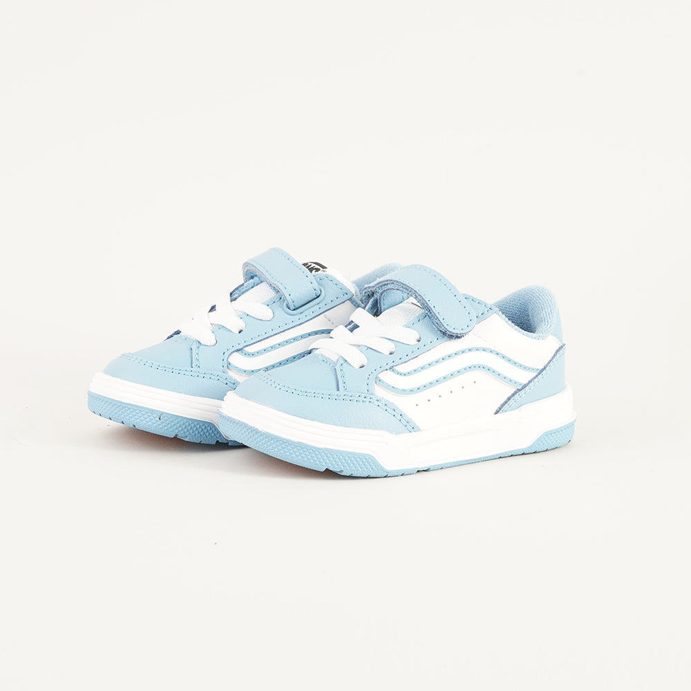 
                  
                    VANS HYLANE
                  
                