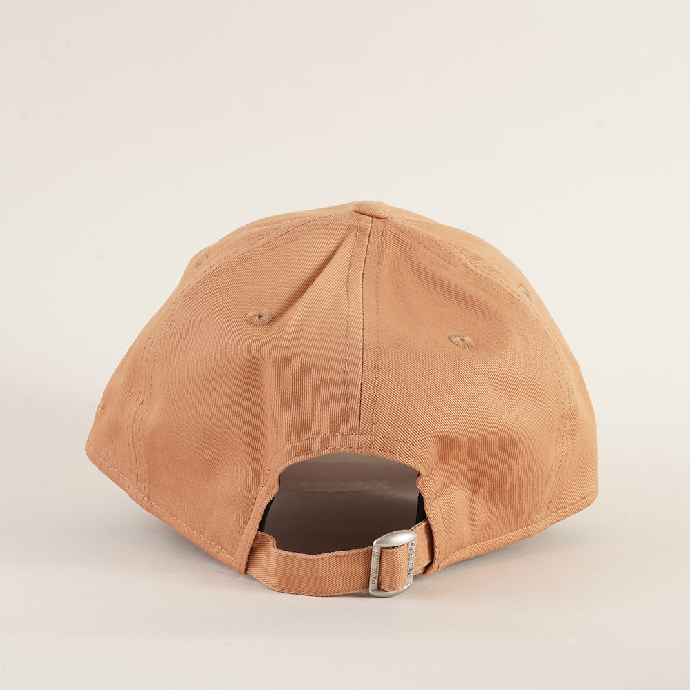 
                  
                    NEW ERA BERRETTO
                  
                