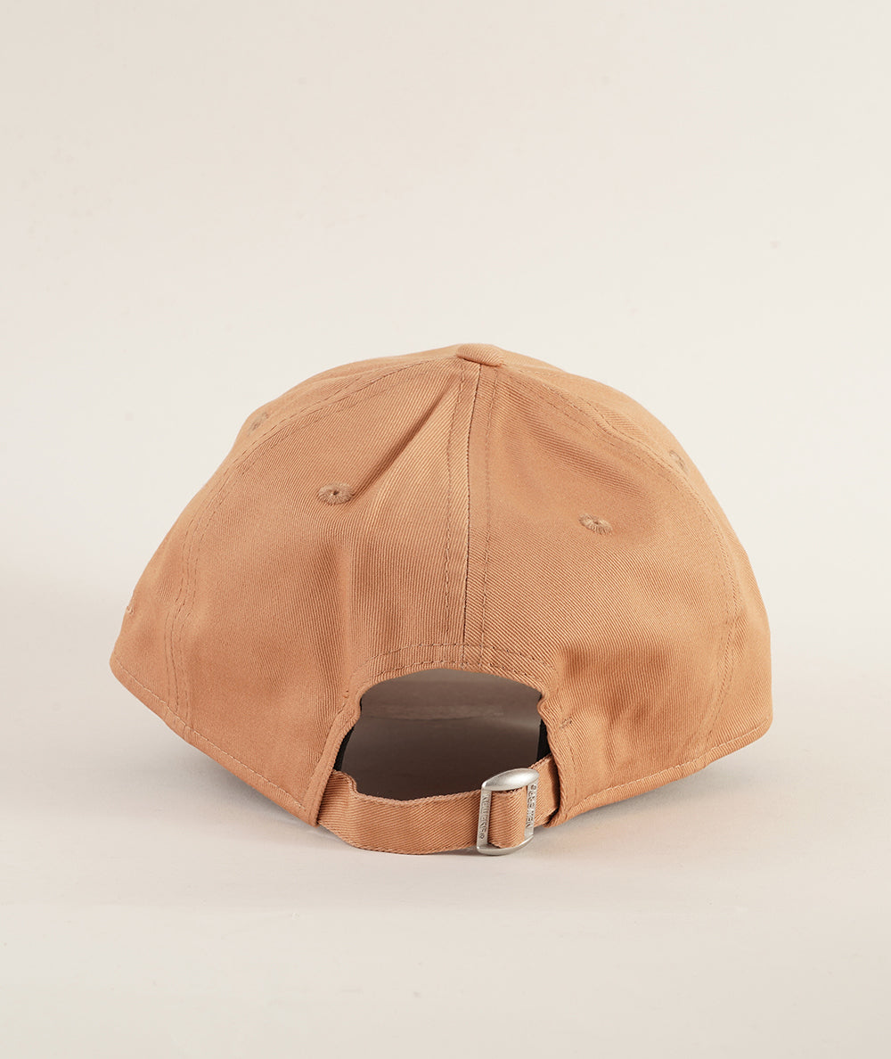 
                  
                    NEW ERA BERRETTO
                  
                