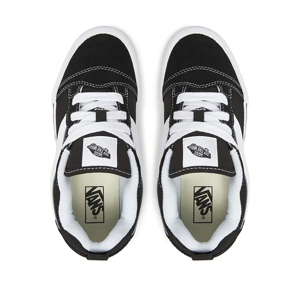 
                  
                    VANS KNU SKOOL
                  
                