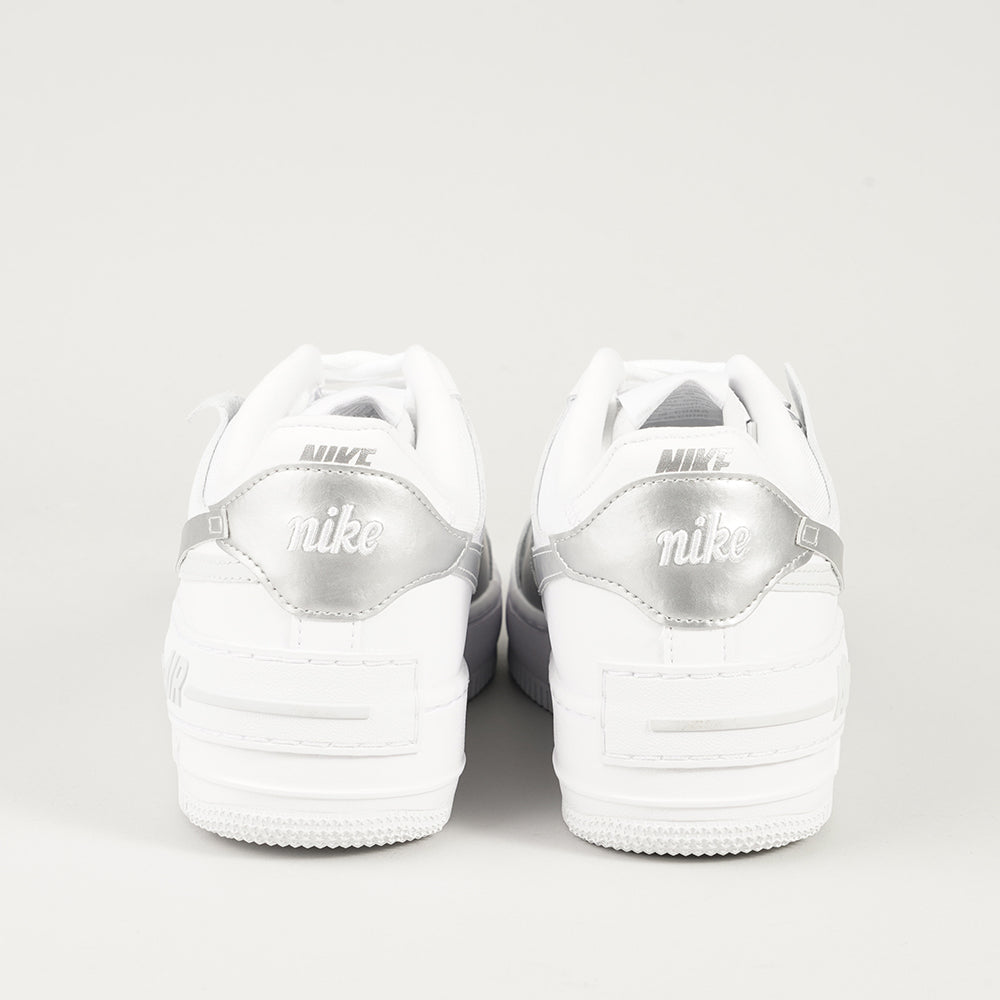 
                  
                    NIKE AIR FORCE 1 SHADOW
                  
                