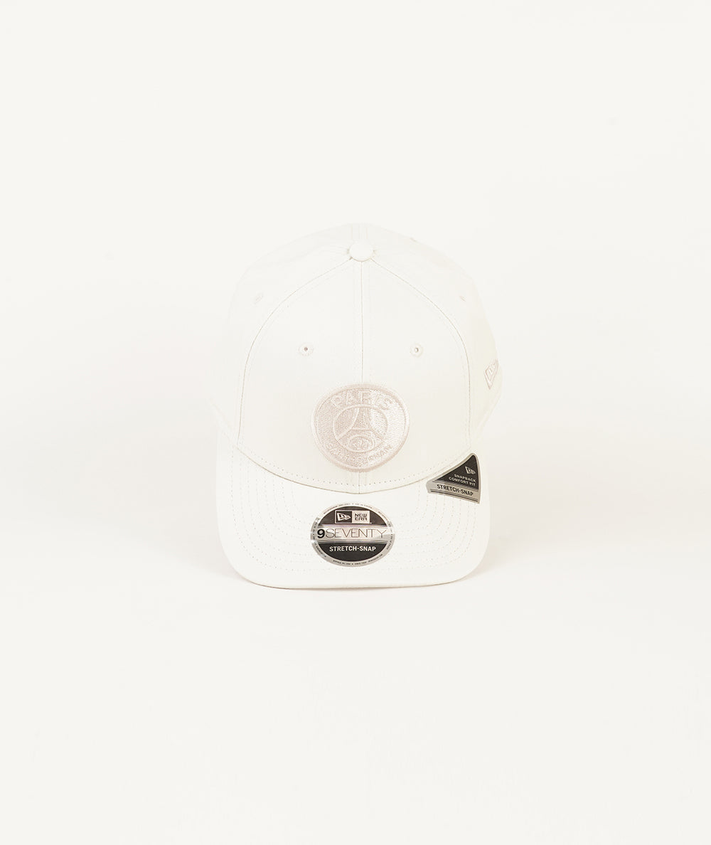 
                  
                    NEW ERA TONAL 9SEVENTY SS
                  
                