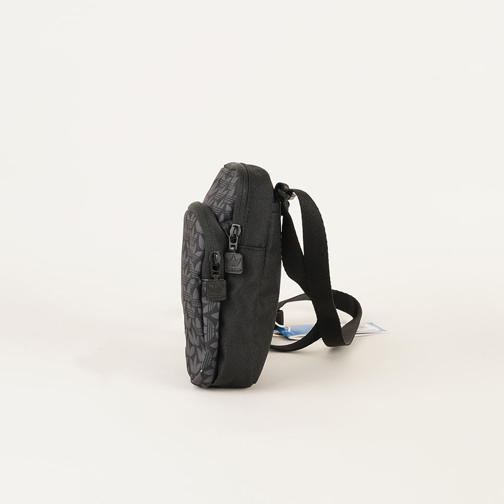 
                  
                    ADIDAS MONO FEST BAG
                  
                