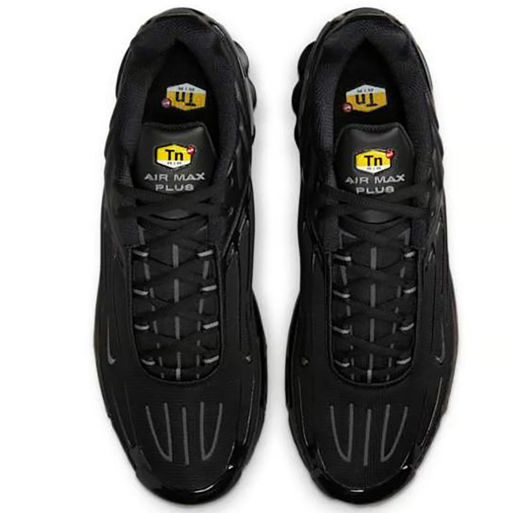 
                  
                    NIKE AIR MAX PLUS III
                  
                