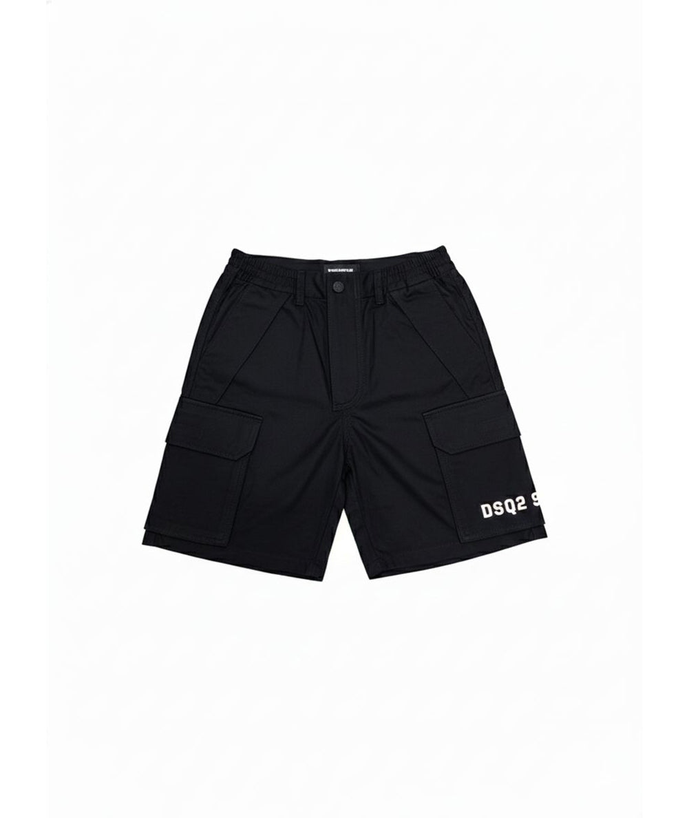 
                  
                    DSQUARED2 LOOSE SHORT
                  
                