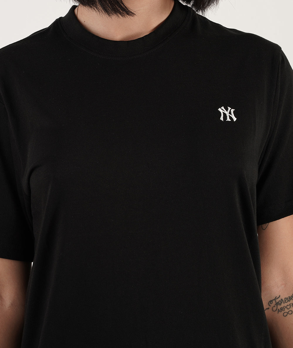 
                  
                    47 BRAND T-SHIRT
                  
                