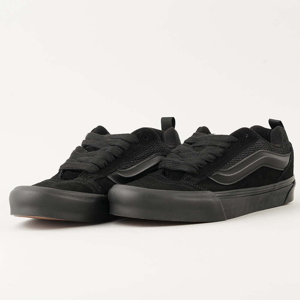 
                  
                    VANS KNU SKOOL
                  
                